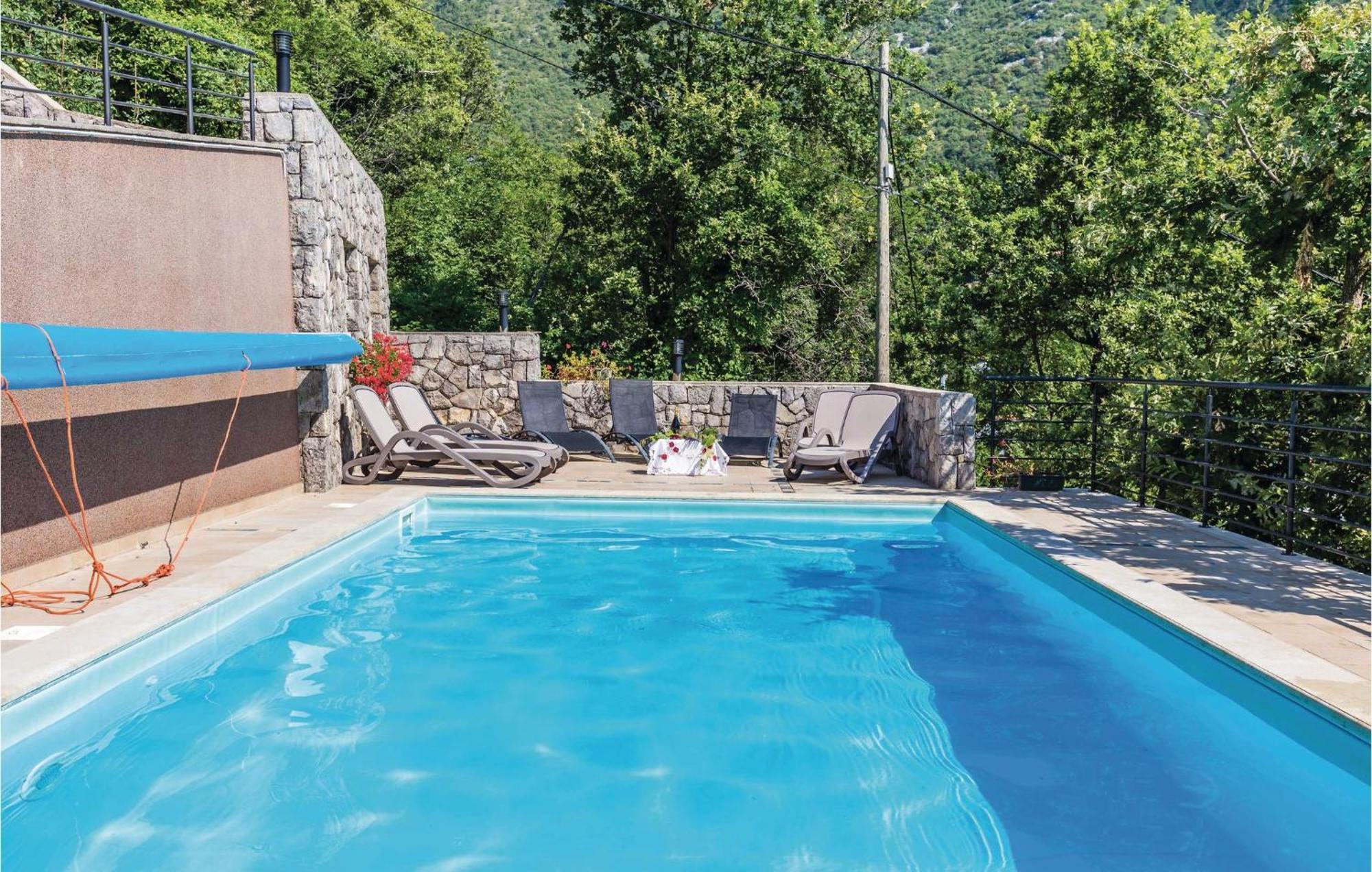 Stunning Apartment In Moscenicka Draga With Wifi Exterior foto